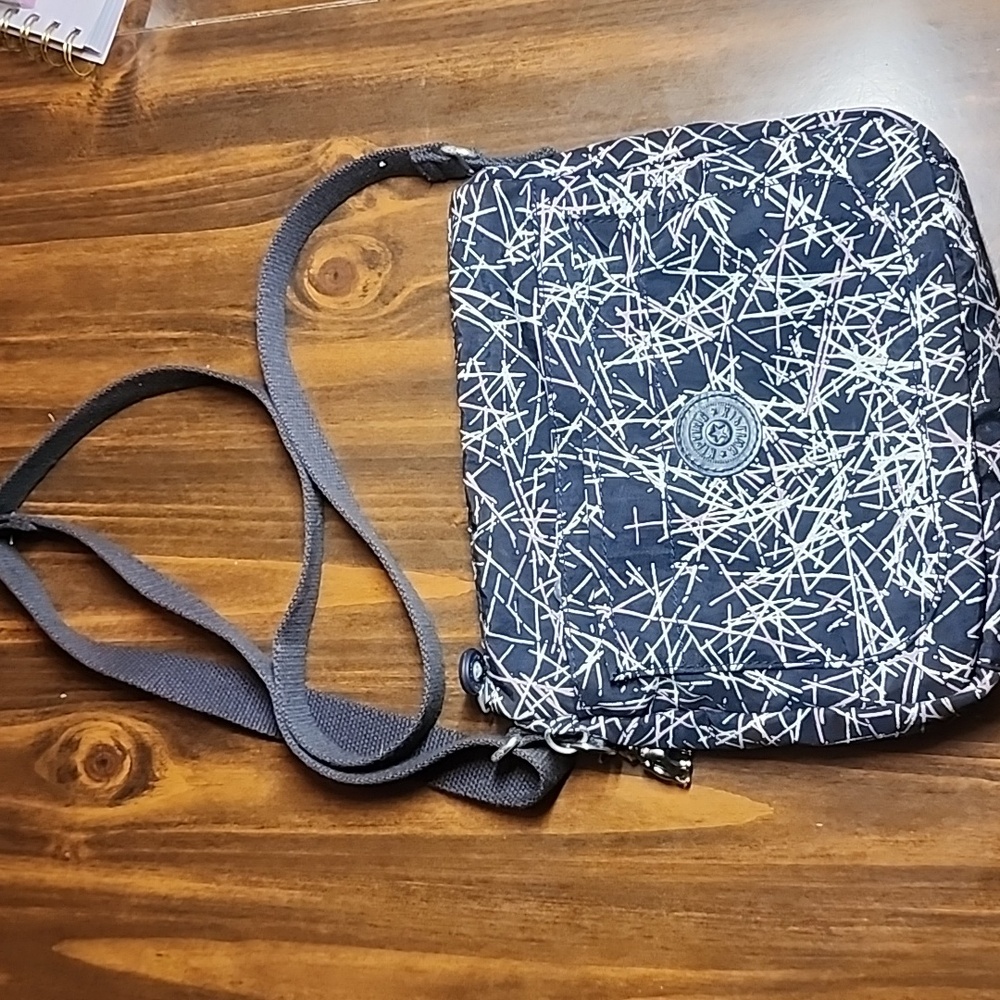 Preloved Kipling Splattet  Crossbody Bag